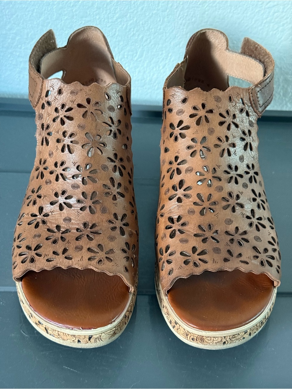 Remonte Brown Laser-Cut Leather Wedge Sandals (EU Size 36)